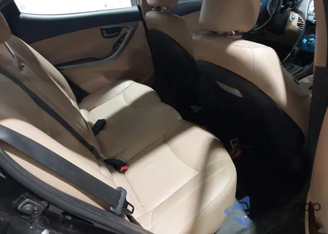 2013 Hyundai Elantra Limited z USA, uszkodzony, nr VIN 5NPDH4AE6DH423220